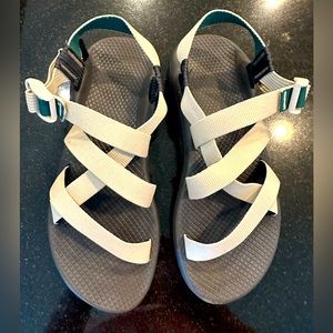 Women’s Chaco sandals size 8. Excellent condition.